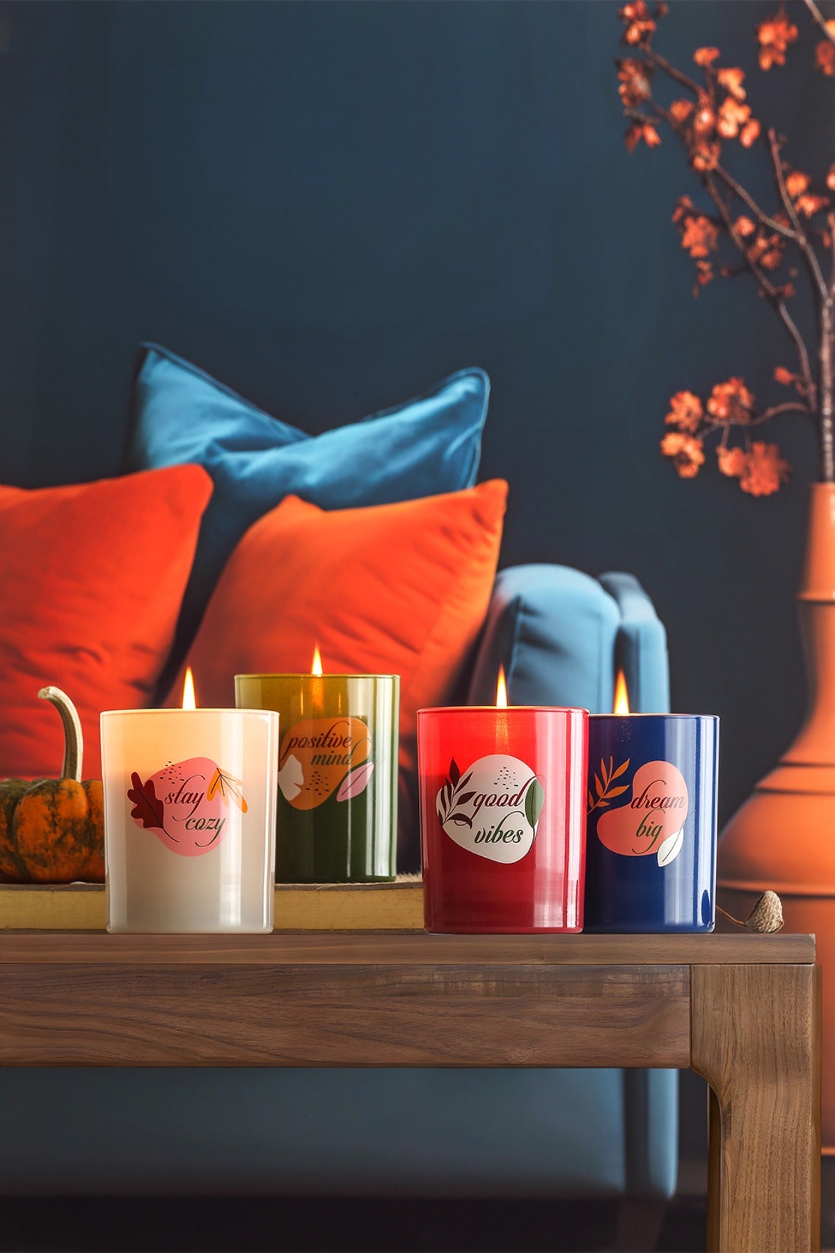 Autumn Whisper 4'lü Set - Vanilya Kokulu Mum 600 g.