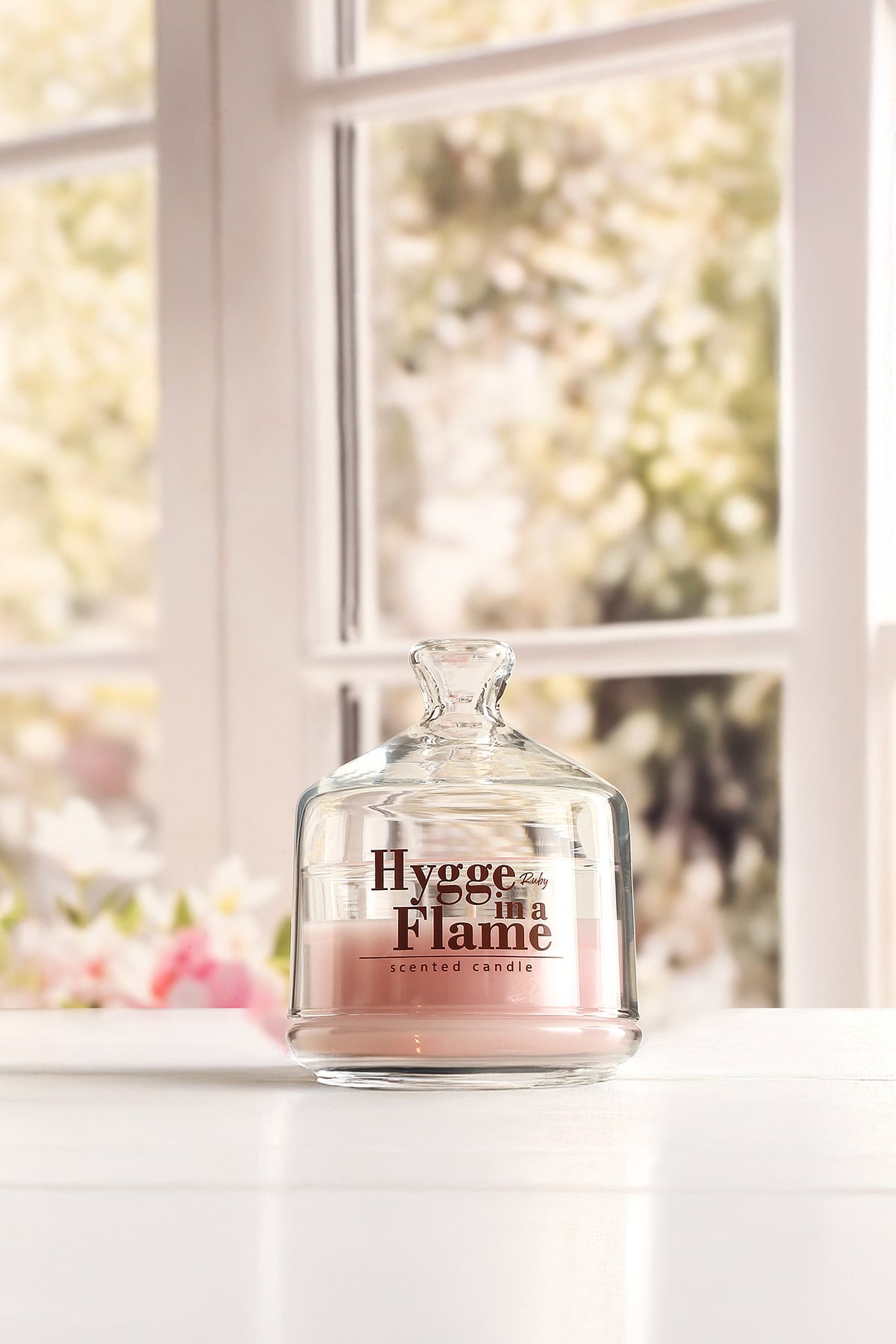 MIXAURA – Üç Kat, Tek Mum, Sonsuz Stil